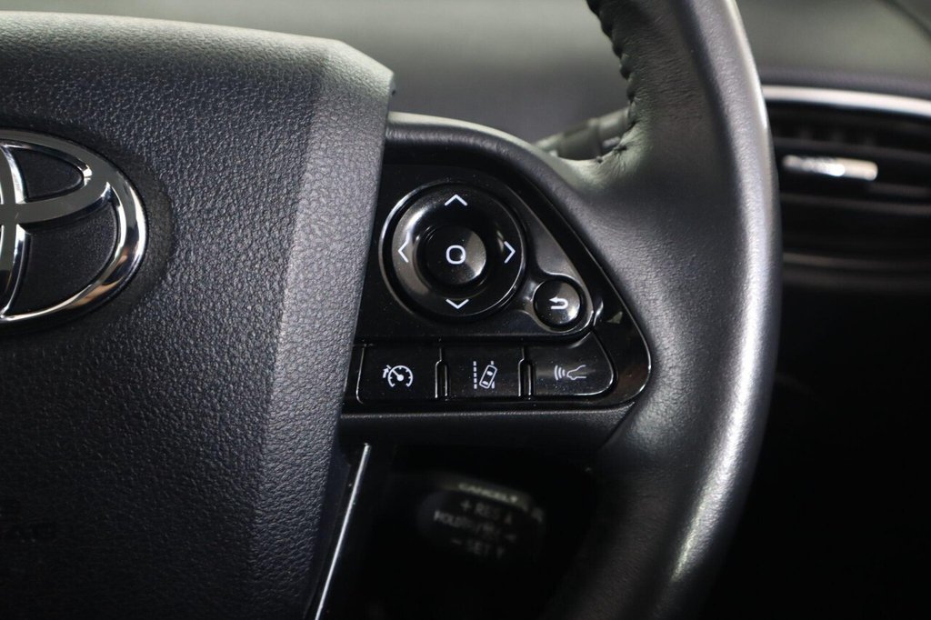 Used Toyota Prius 2022 for sale - 76386261: Photo 16