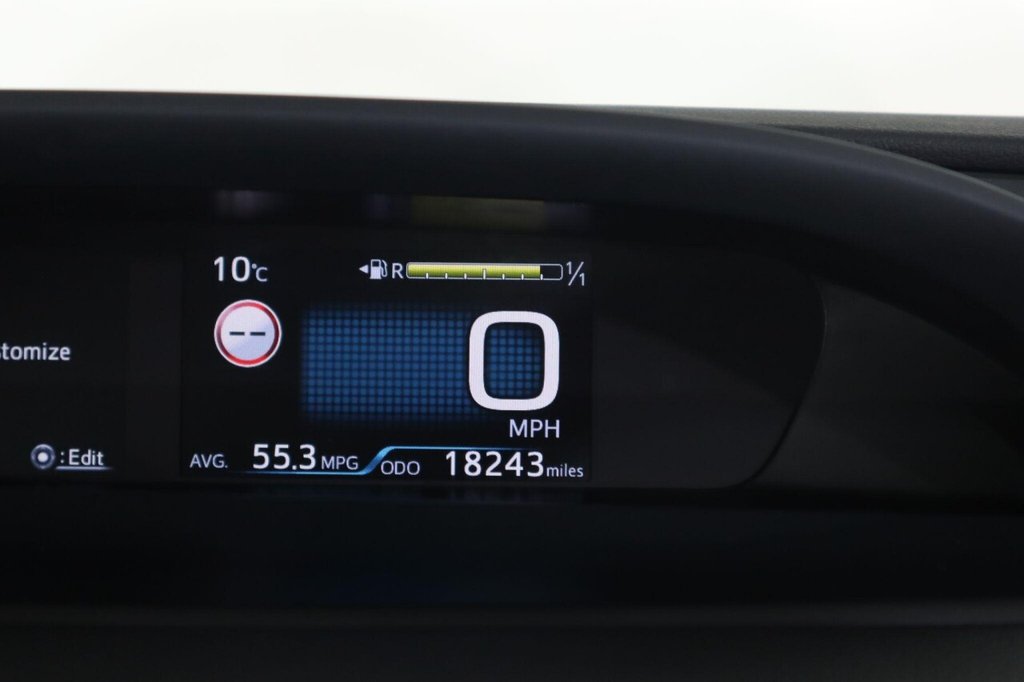 Used Toyota Prius 2022 for sale - 76386261: Photo 32