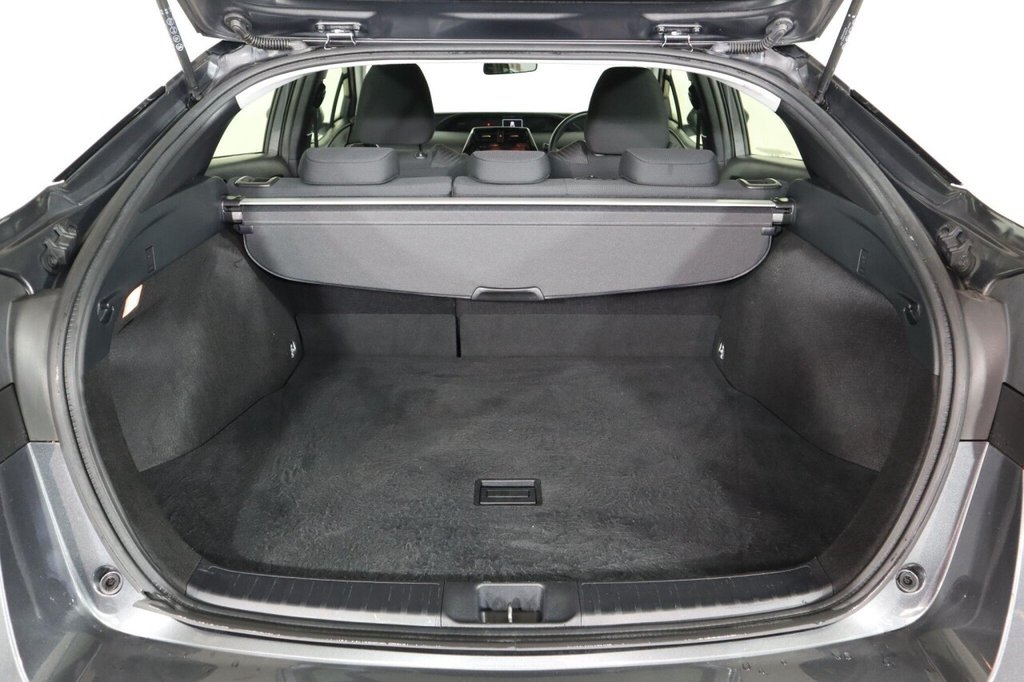 Used Toyota Prius 2022 for sale - 76386261: Photo 44