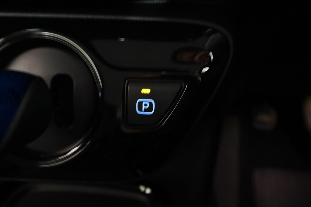 Used Toyota Prius 2022 for sale - 76386261: Photo 50