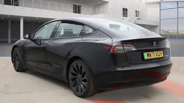 Used Tesla Model 3 2021 for sale - 77551845: Photo 2