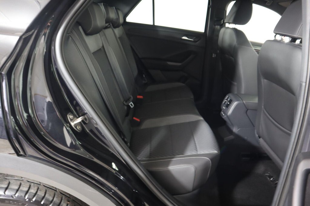Used Volkswagen T-Roc 2021 for sale - 77153317: Photo 16