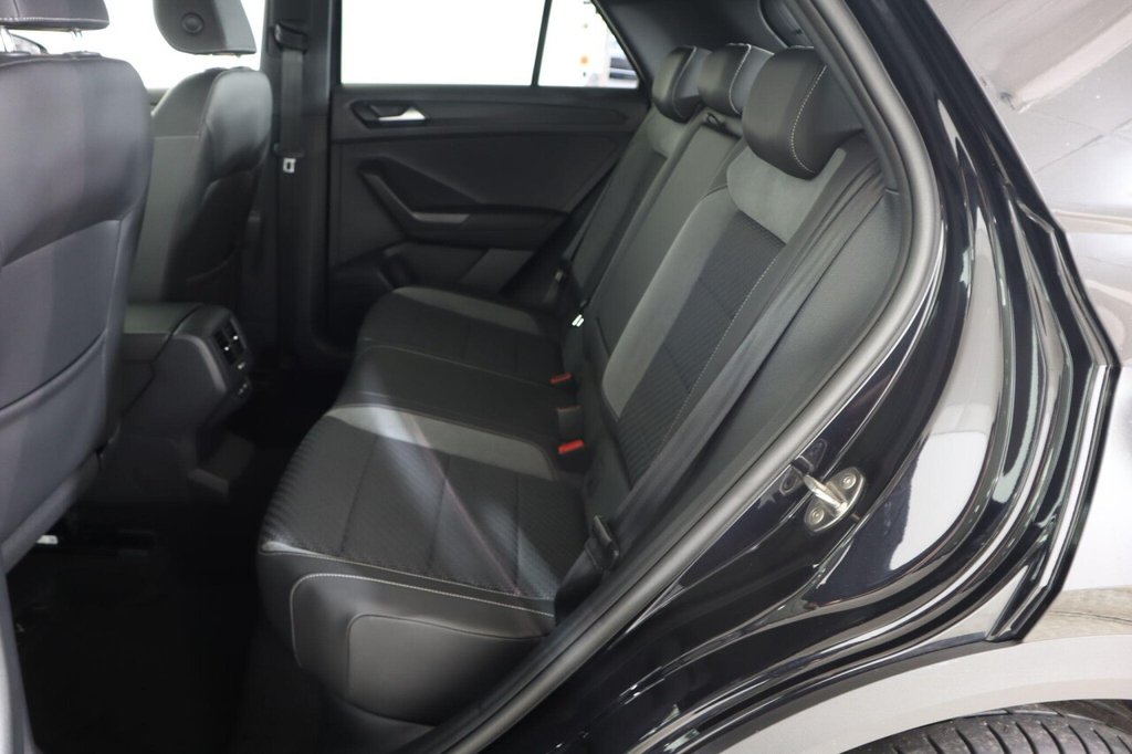 Used Volkswagen T-Roc 2021 for sale - 77153317: Photo 17