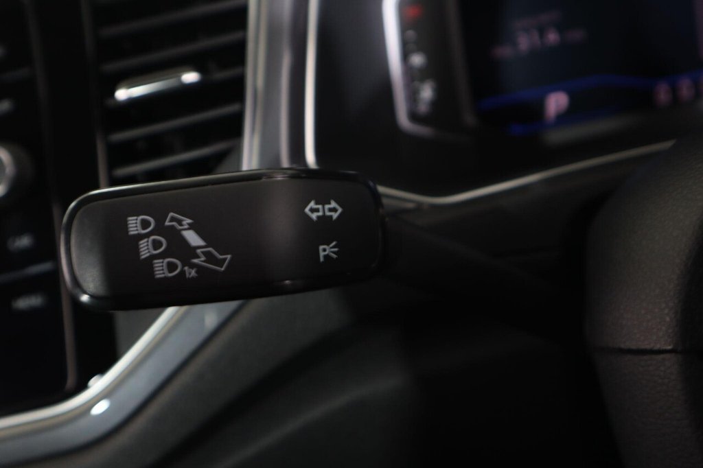 Used Volkswagen T-Roc 2021 for sale - 77153317: Photo 22