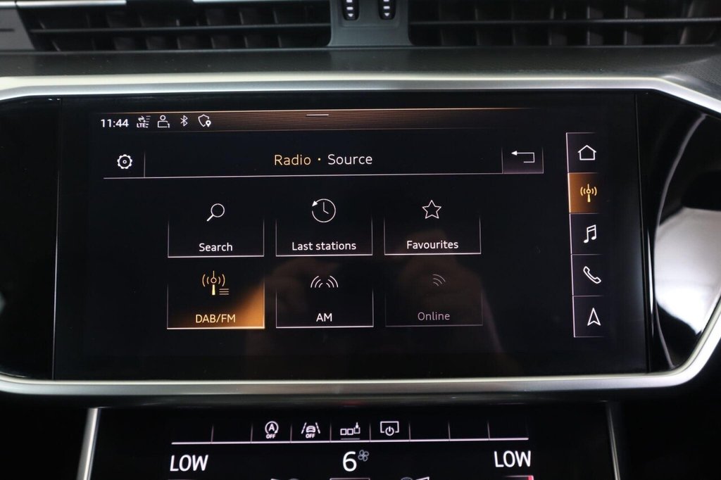 Used Audi A6 Saloon 2018 for sale - 76098243: Photo 35