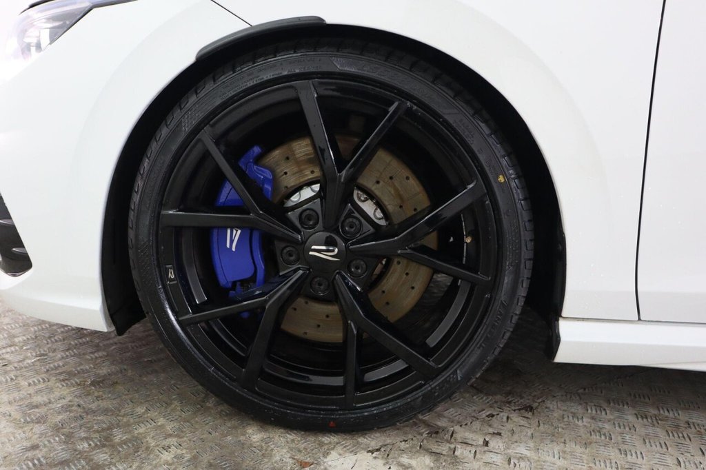 Used Volkswagen Golf 2022 for sale - 76570072: Photo 32