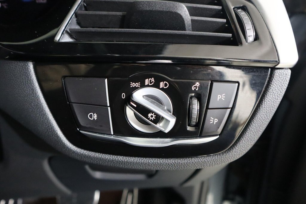 Used BMW 5 Series 2020 for sale - 76901065: Photo 27