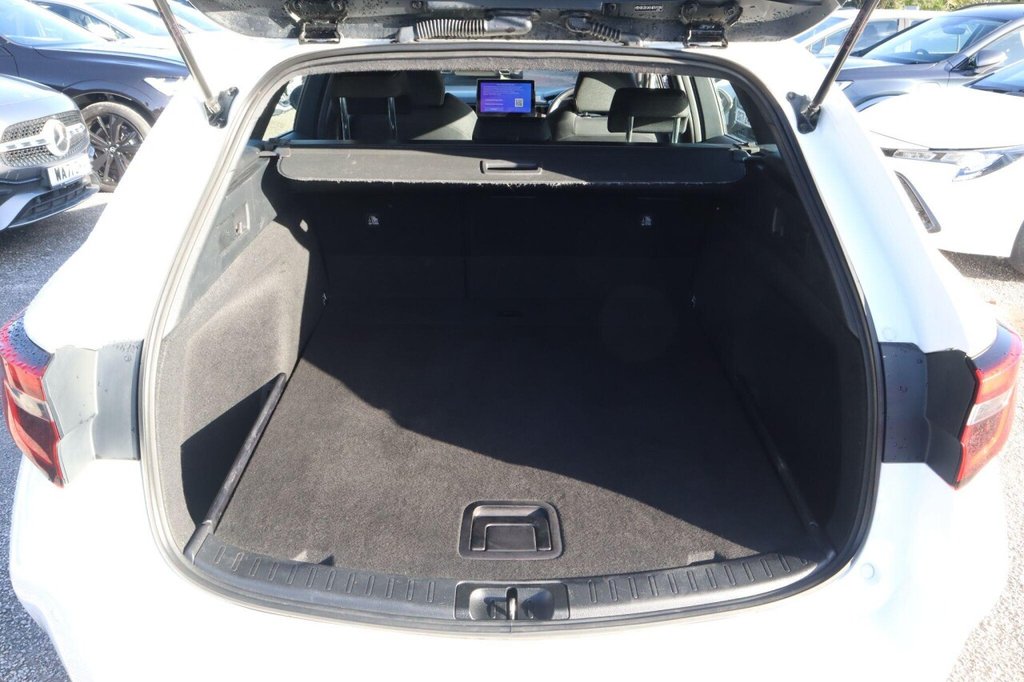 Used Toyota Corolla 2023 for sale - 76570227: Photo 45