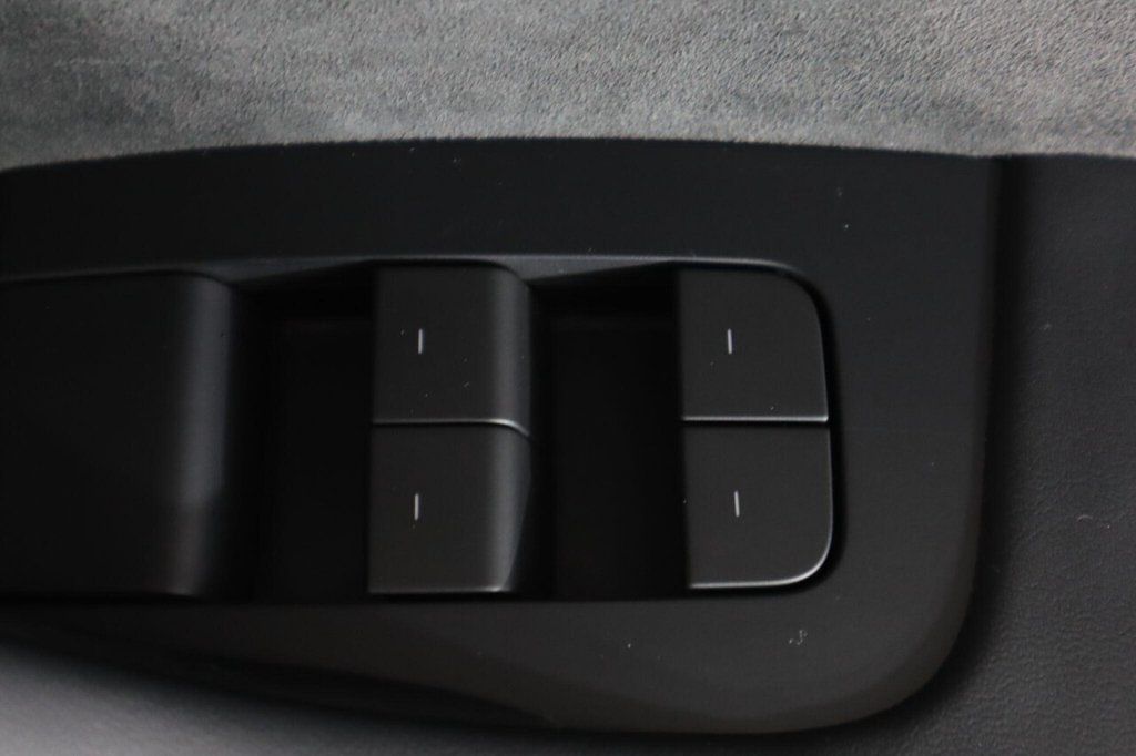 Used Tesla Model Y 2023 for sale - 76368003: Photo 20