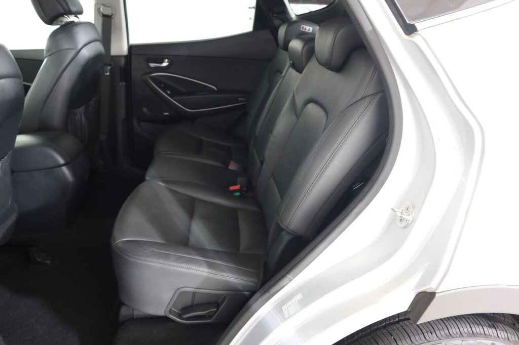 Used Hyundai Santa Fe 2018 for sale - 76559452: Photo 18