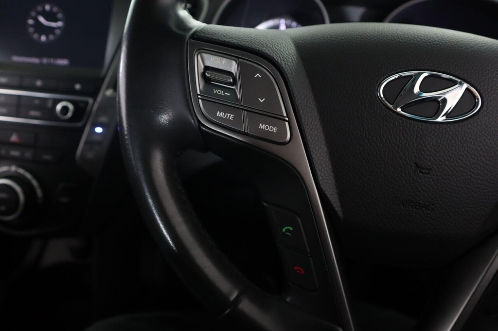 Used Hyundai Santa Fe 2018 for sale - 76559452: Photo 22