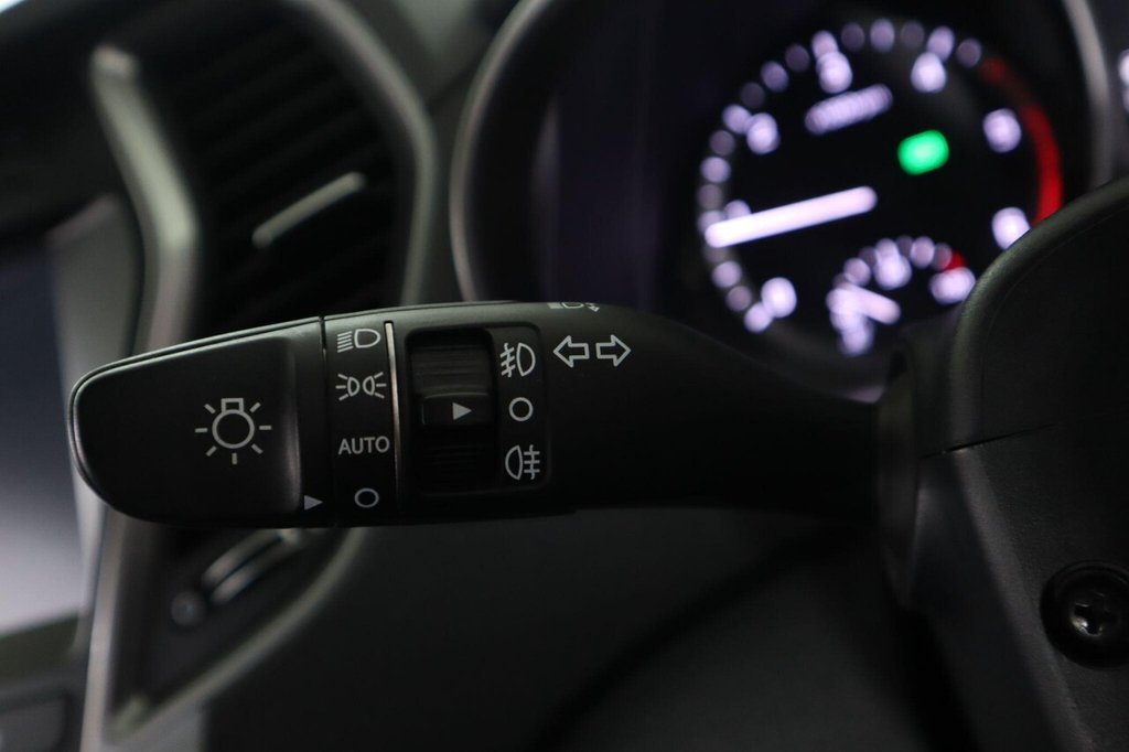 Used Hyundai Santa Fe 2018 for sale - 76559452: Photo 24