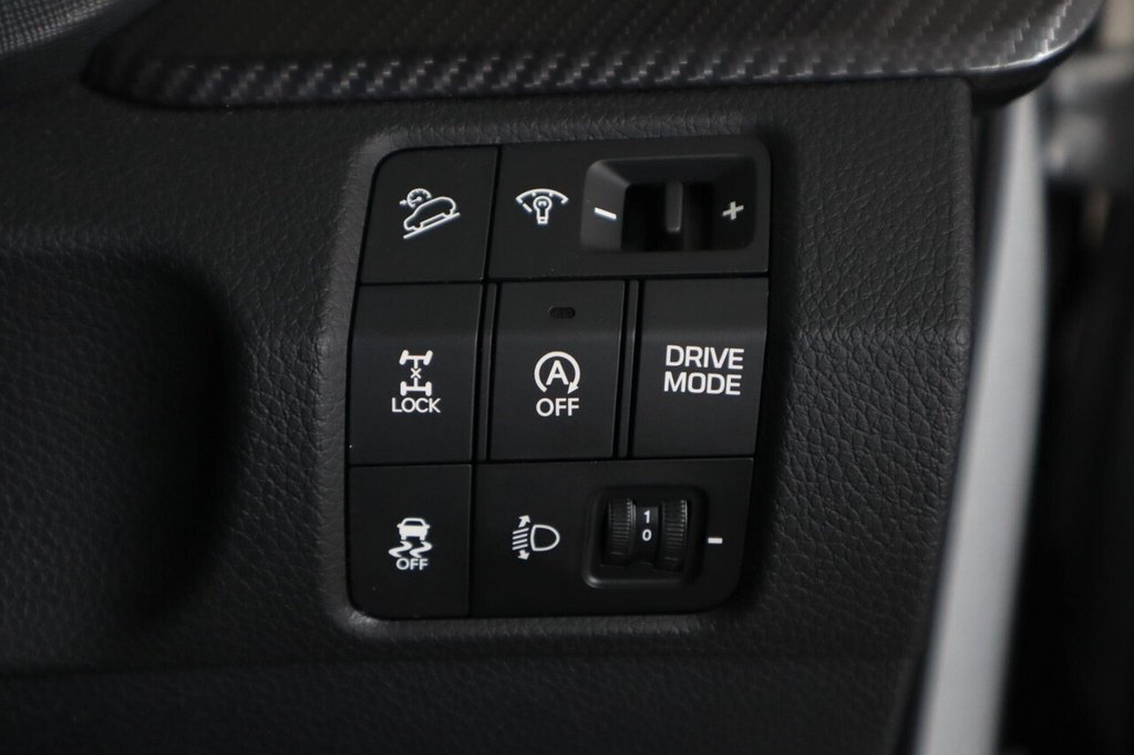 Used Hyundai Santa Fe 2018 for sale - 76559452: Photo 30