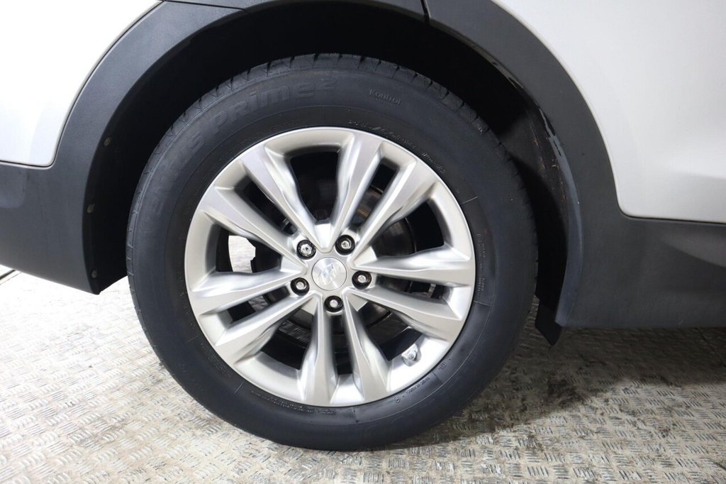 Used Hyundai Santa Fe 2018 for sale - 76559452: Photo 37