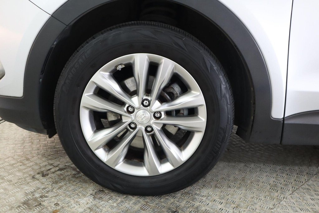 Used Hyundai Santa Fe 2018 for sale - 76559452: Photo 39