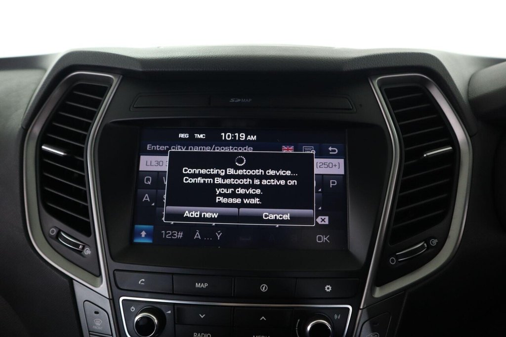 Used Hyundai Santa Fe 2018 for sale - 76559452: Photo 45