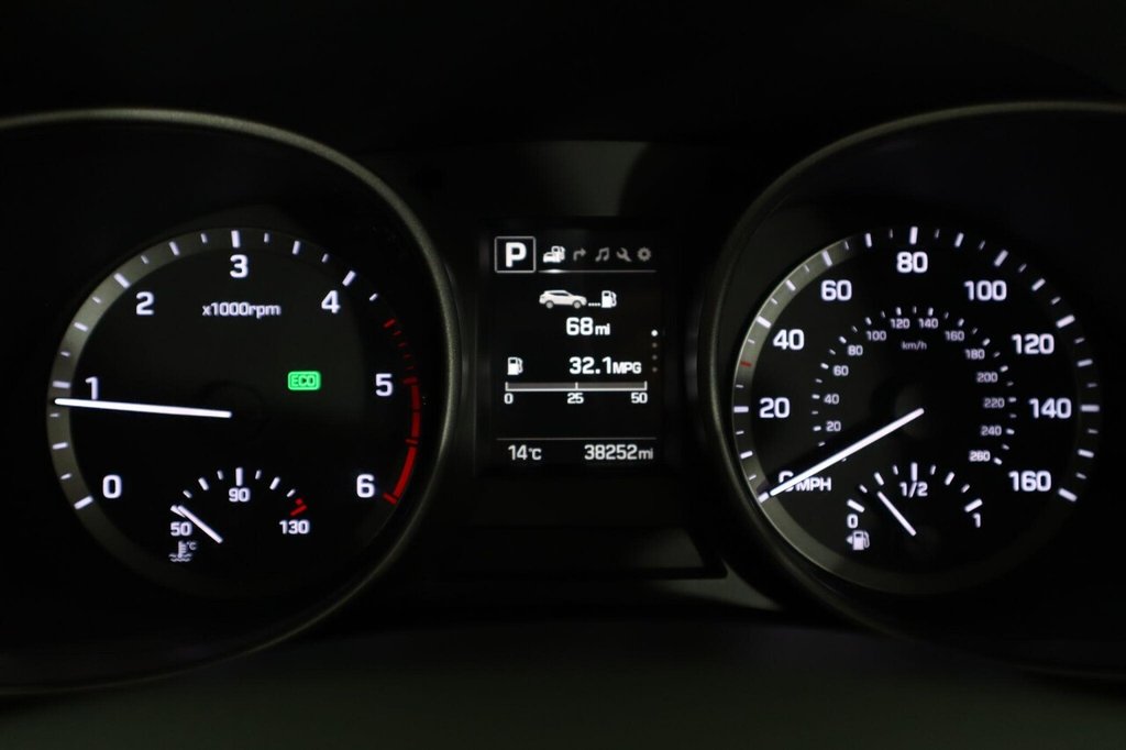 Used Hyundai Santa Fe 2018 for sale - 76559452: Photo 50