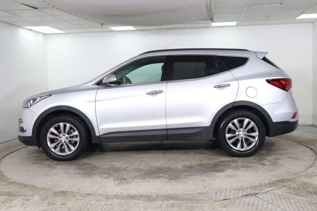 Used Hyundai Santa Fe 2018 for sale - 76559452: Photo 8