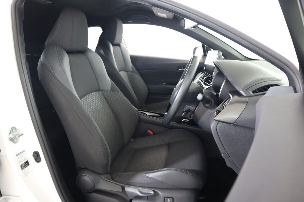 Used Toyota C-HR 2022 for sale - 76914827: Photo 13