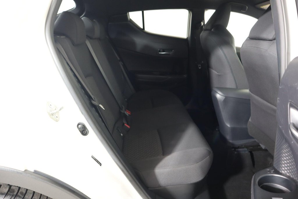 Used Toyota C-HR 2022 for sale - 76914827: Photo 15