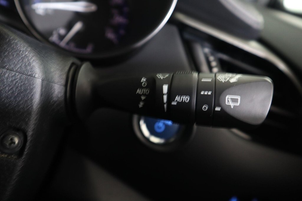 Used Toyota C-HR 2022 for sale - 76914827: Photo 19