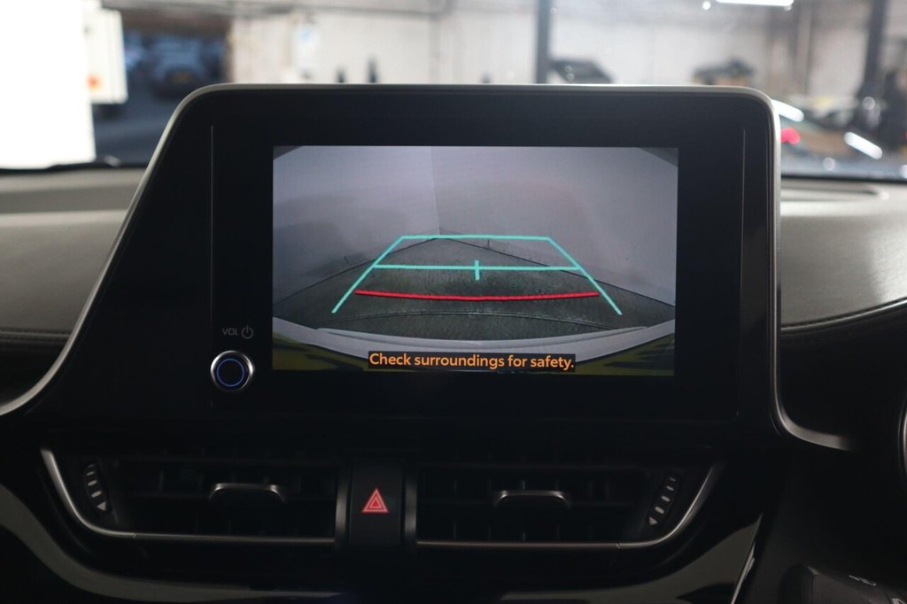 Used Toyota C-HR 2022 for sale - 76914827: Photo 41