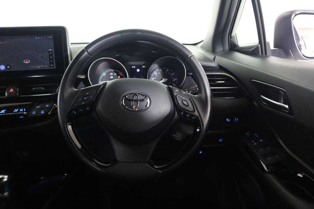 Used Toyota C-HR 2022 for sale - 76914827: Photo 44