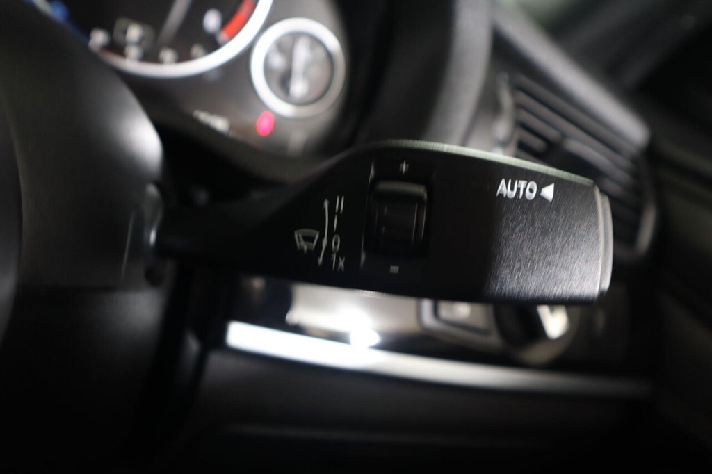 Used BMW X4 2018 for sale - 77172128: Photo 17