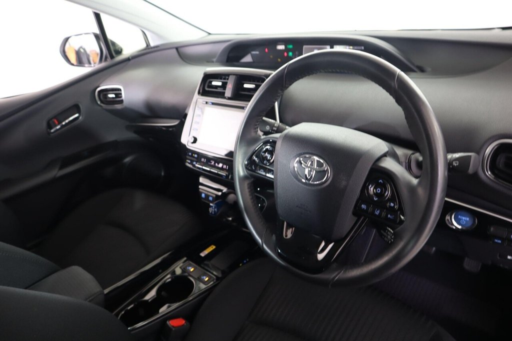 Used Toyota Prius 2020 for sale - 77583001: Photo 19