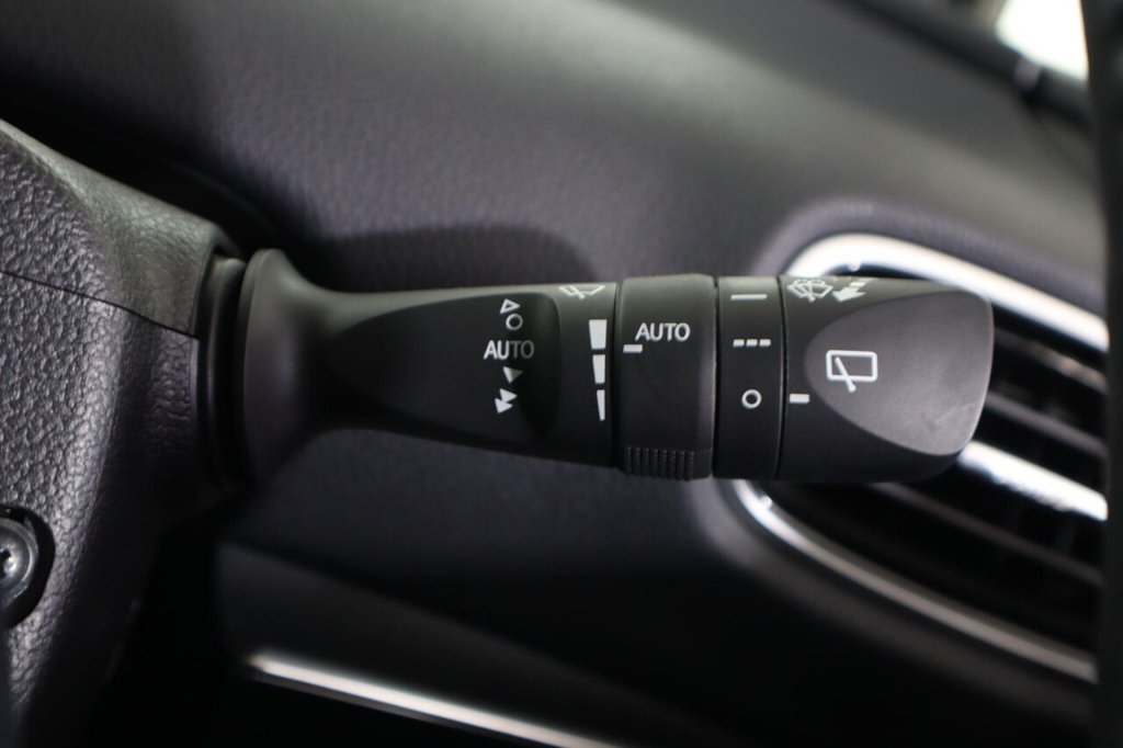 Used Toyota Prius 2020 for sale - 77583001: Photo 21