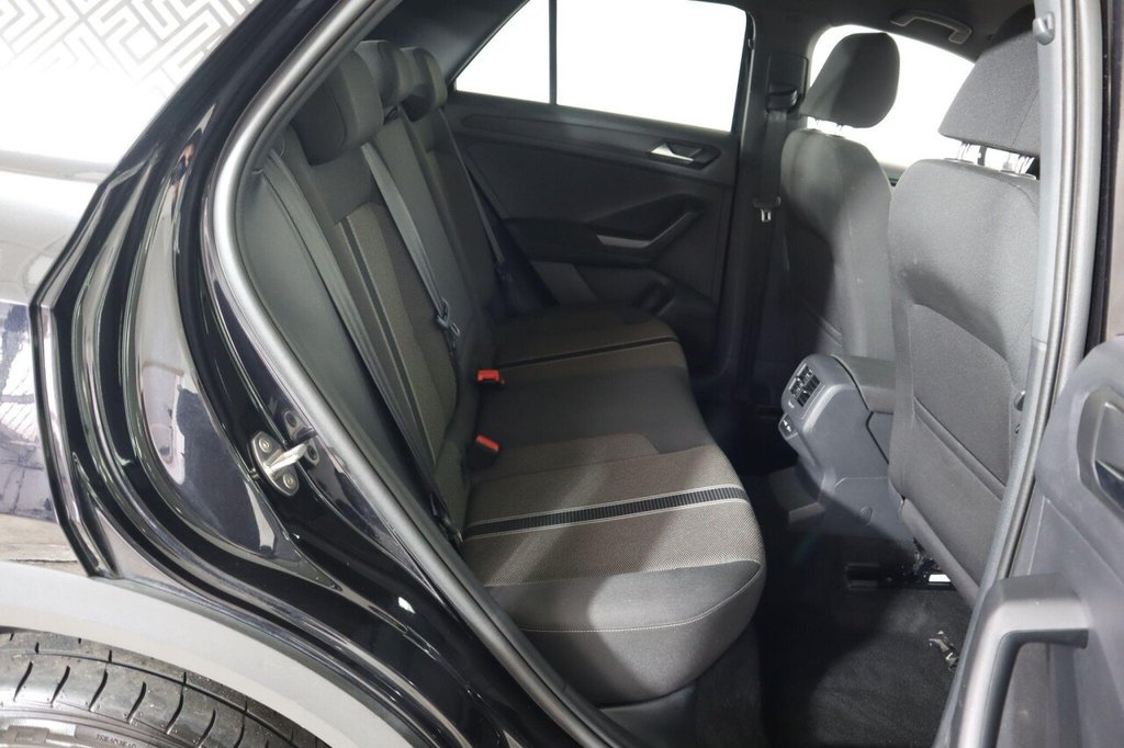 Used Volkswagen T-Roc 2021 for sale - 76235576: Photo 16