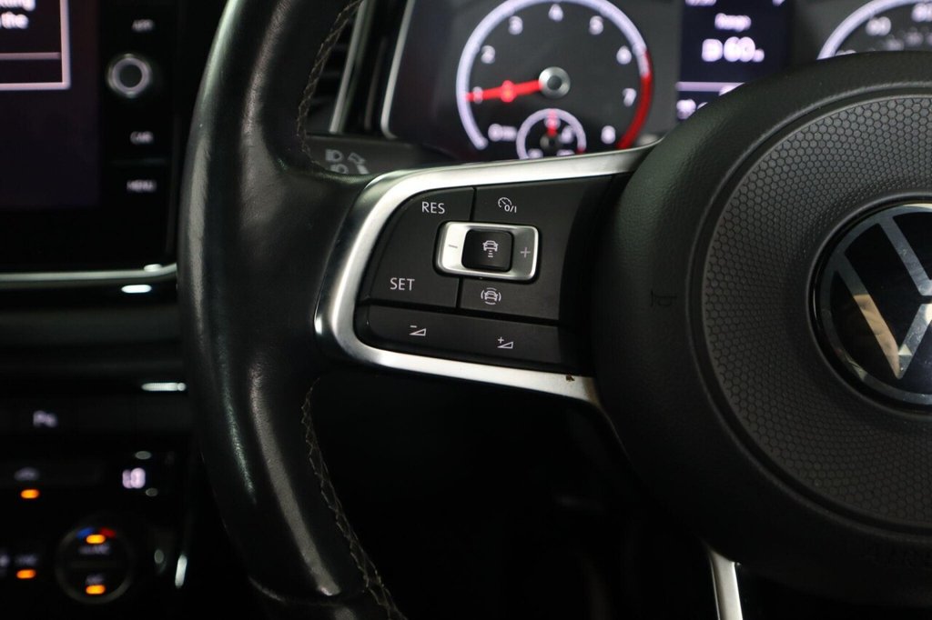 Used Volkswagen T-Roc 2021 for sale - 76235576: Photo 19