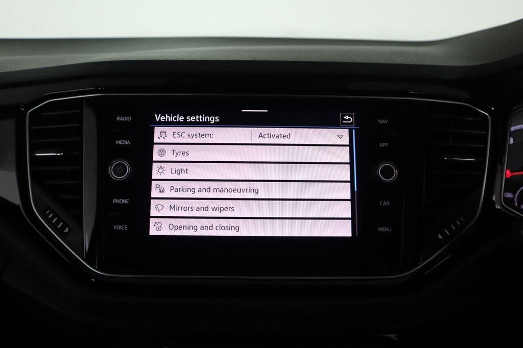 Used Volkswagen T-Roc 2021 for sale - 76235576: Photo 40