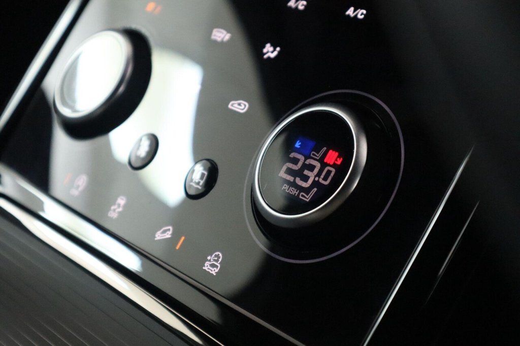 Used Land Rover Range Rover Evoque 2023 for sale - 76986240: Photo 49