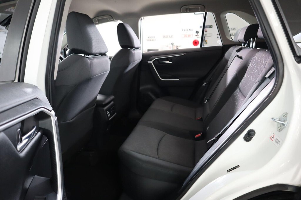 Used Toyota RAV4 2021 for sale - 76986071: Photo 28