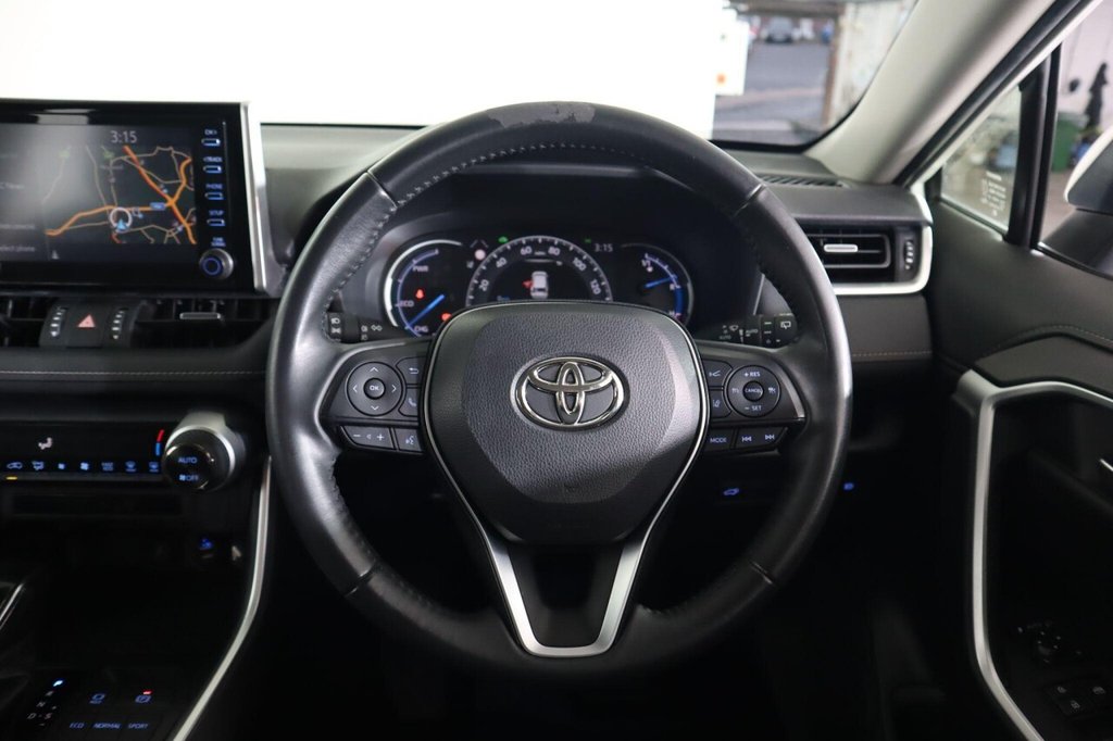 Used Toyota RAV4 2021 for sale - 76986071: Photo 35