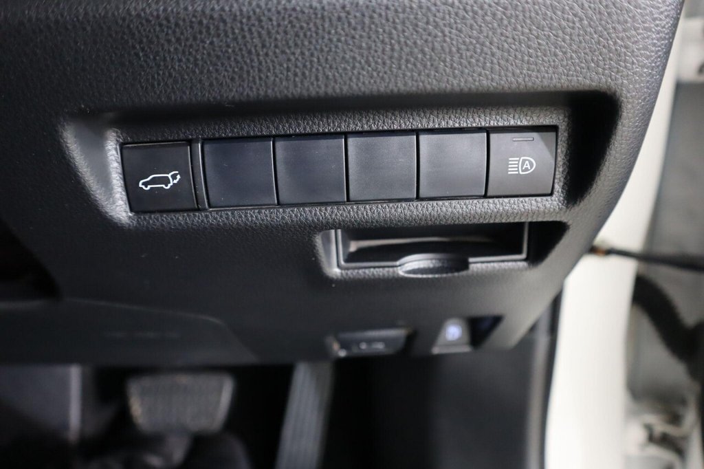 Used Toyota RAV4 2021 for sale - 76986071: Photo 36