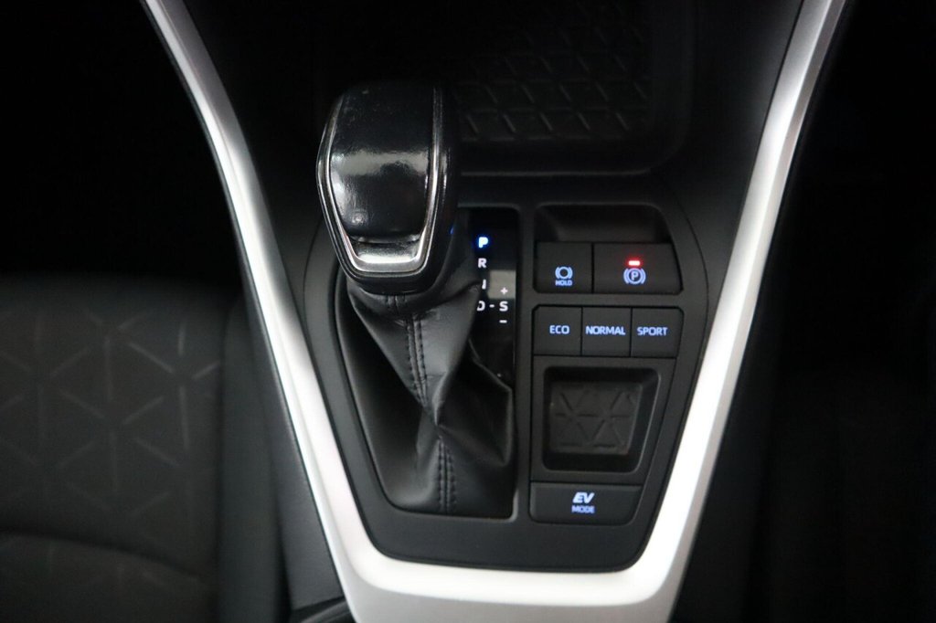 Used Toyota RAV4 2021 for sale - 76986071: Photo 44