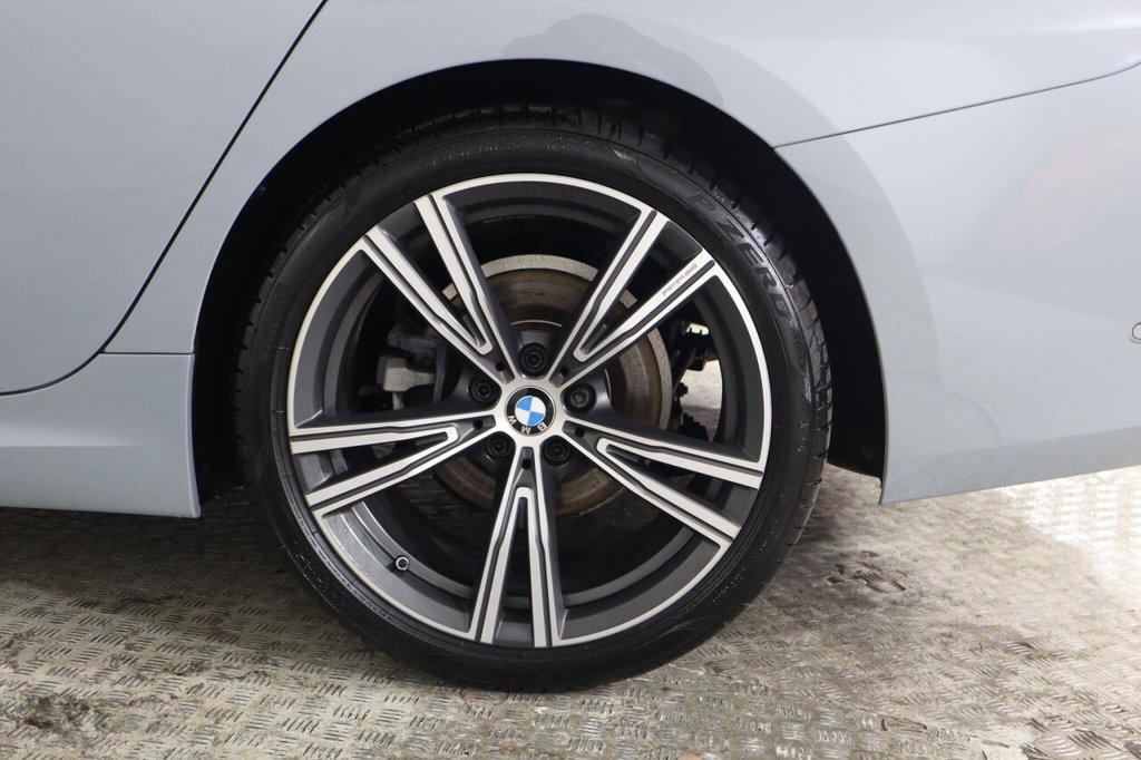 Used BMW 3 Series 2024 for sale - 77408580: Photo 27