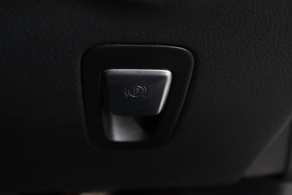 Used Mercedes-Benz EQC 2020 for sale - 77583504: Photo 26