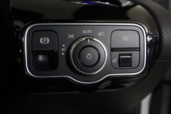 Used Mercedes-Benz CLA 2023 for sale - 76323490: Photo 24