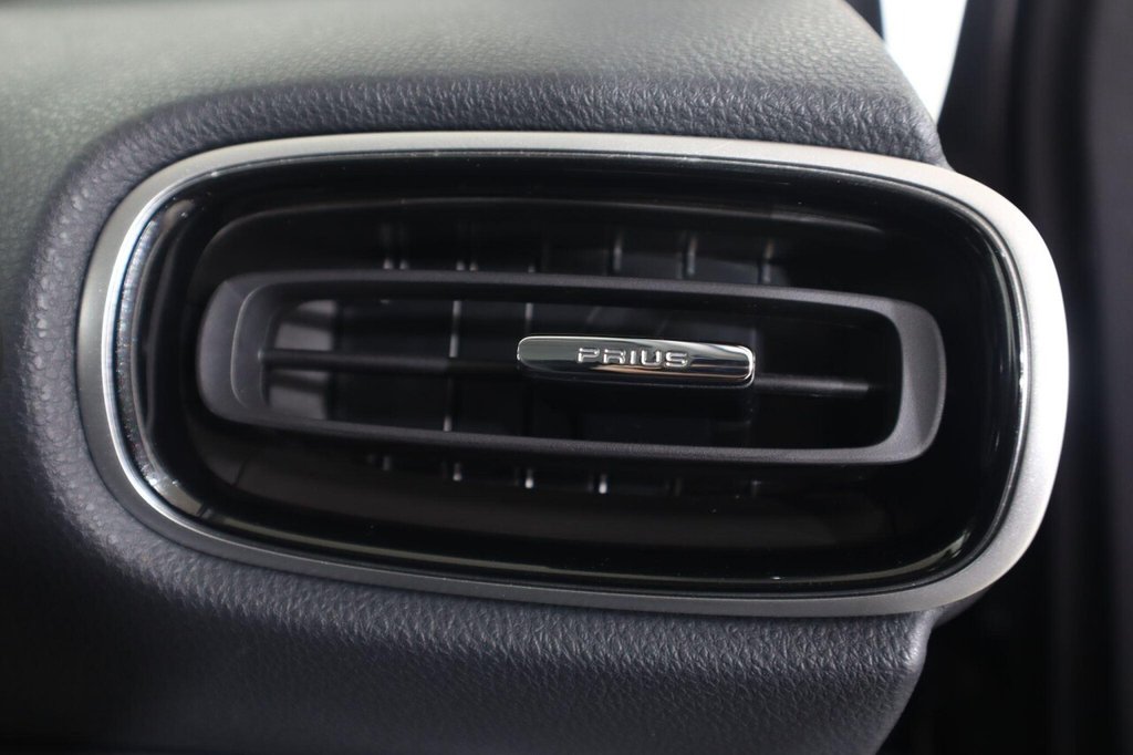 Used Toyota Prius 2021 for sale - 77250779: Photo 24