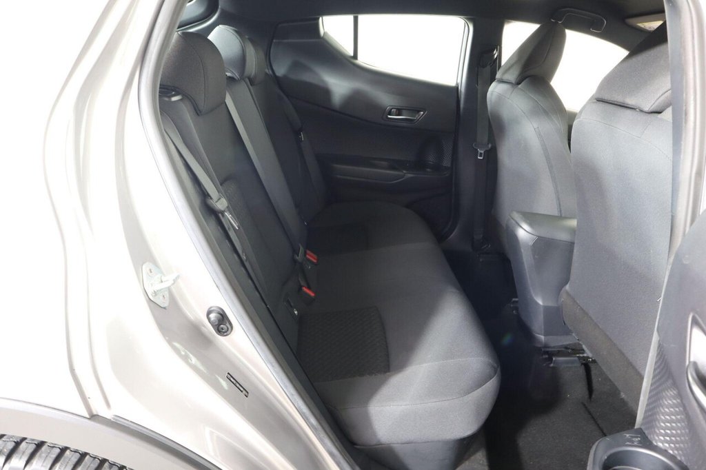 Used Toyota C-HR 2021 for sale - 76439173: Photo 15
