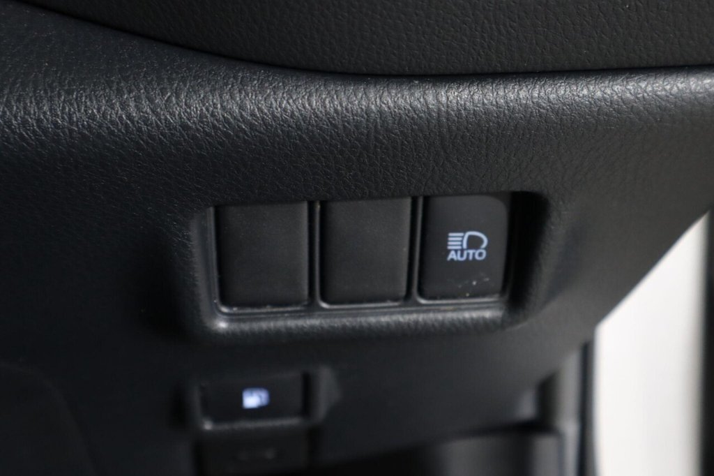 Used Toyota C-HR 2021 for sale - 76439173: Photo 23