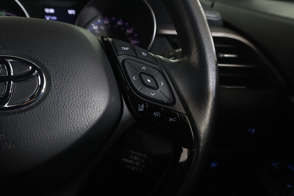 Used Toyota C-HR 2021 for sale - 76439173: Photo 45