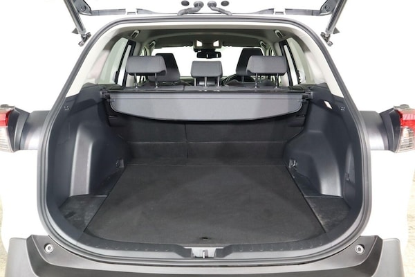 Used Toyota RAV4 2022 for sale - 76291563: Photo 43