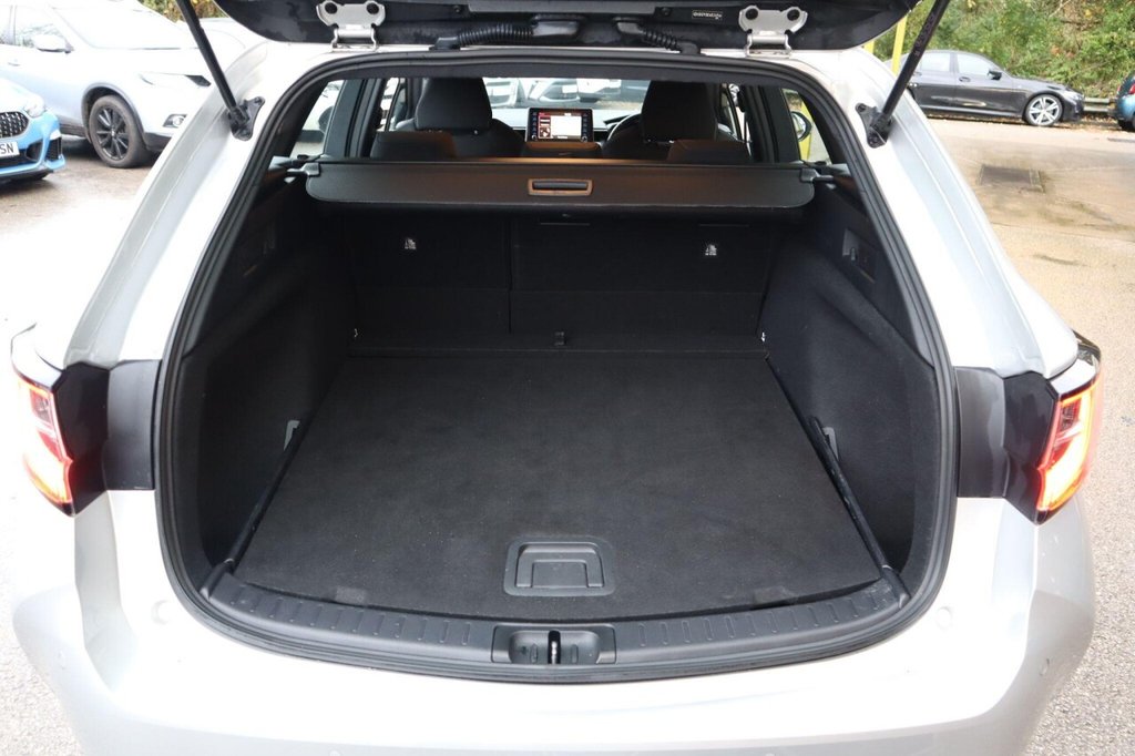 Used Toyota Corolla 2021 for sale - 76546907: Photo 40