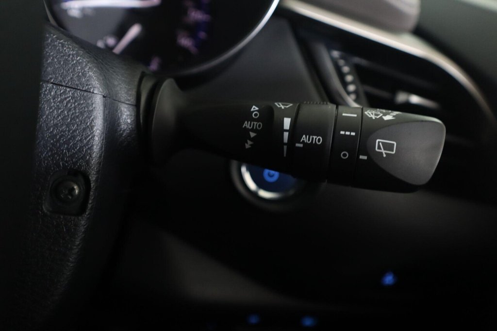 Used Toyota C-HR 2022 for sale - 76841388: Photo 19