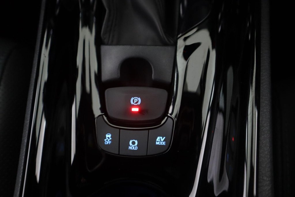 Used Toyota C-HR 2022 for sale - 76841388: Photo 24