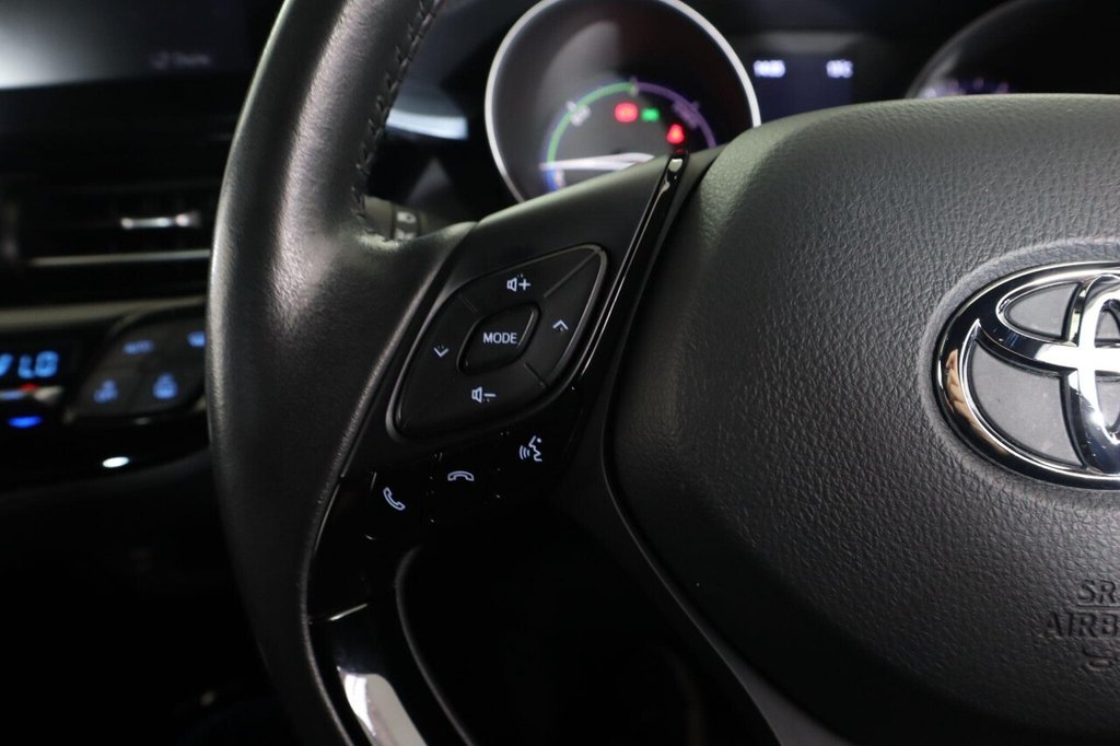 Used Toyota C-HR 2022 for sale - 76570238: Photo 18